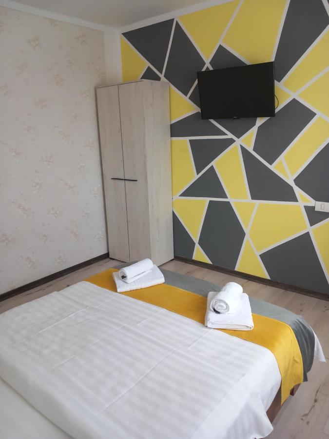 Vila Davison Targu Jiu Bagian luar foto